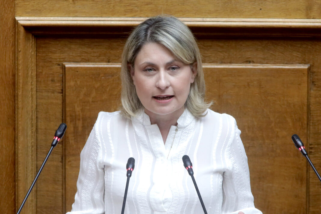 Αλεξοπούλου Βουλή