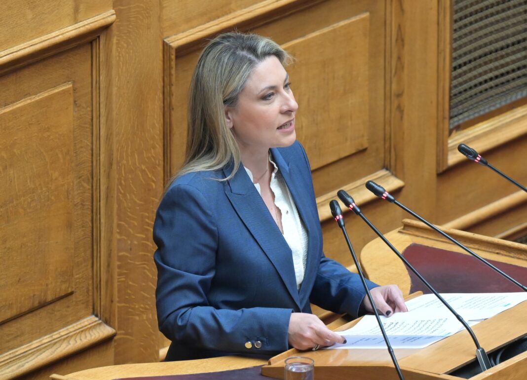 Αλεξοπούλου Βουλή 1